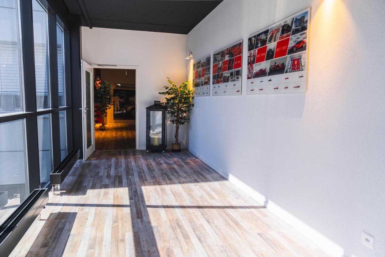 Pit Stop Apartments Cham Екстериор снимка