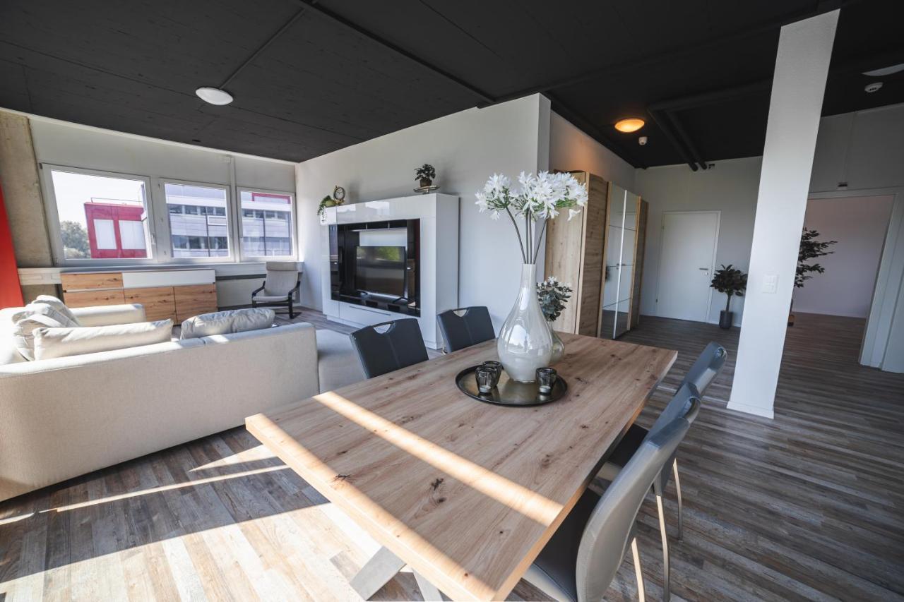 Pit Stop Apartments Cham Екстериор снимка