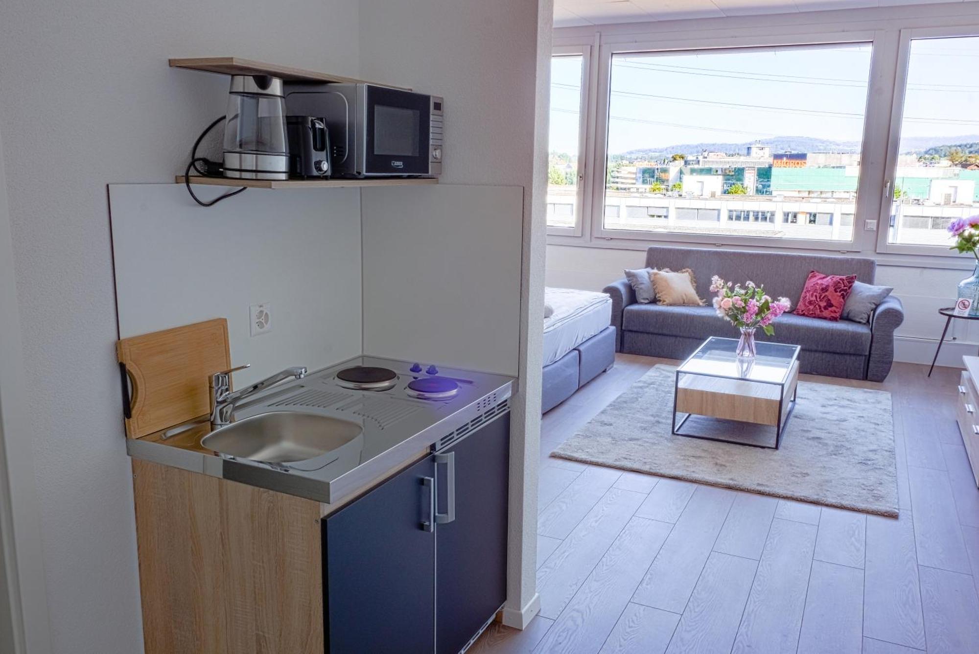 Pit Stop Apartments Cham Екстериор снимка